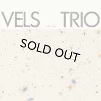 VELS TRIO/YELLOW OCHRE (BLACK VINYL)