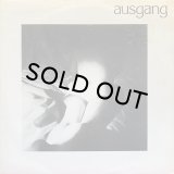 AUSGANG/SOLID GLASS SPINE
