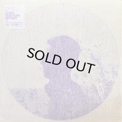 画像1: OWEN PALLETT/LEWIS TAKES OFF HIS SHIRT