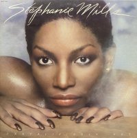 STEPHANIE MILLS/TANTALIZINGLY HOT