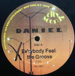 画像1: DANIEL/EV'RYBODY FEEL THE GROOVE (1)